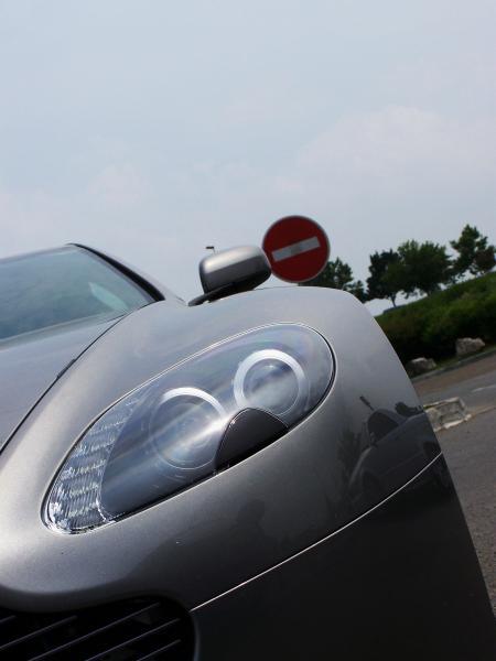 Aston Martin Vantage