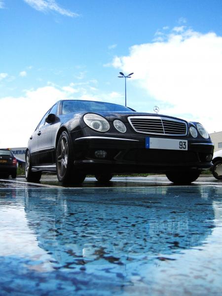Mercedes Benz E55 AMG